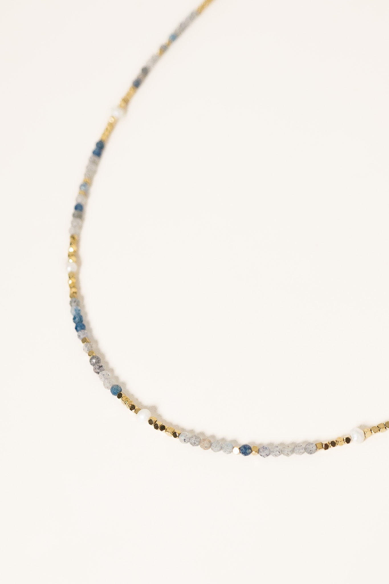 collier-pio-agate-bleu-acier-inoxydable