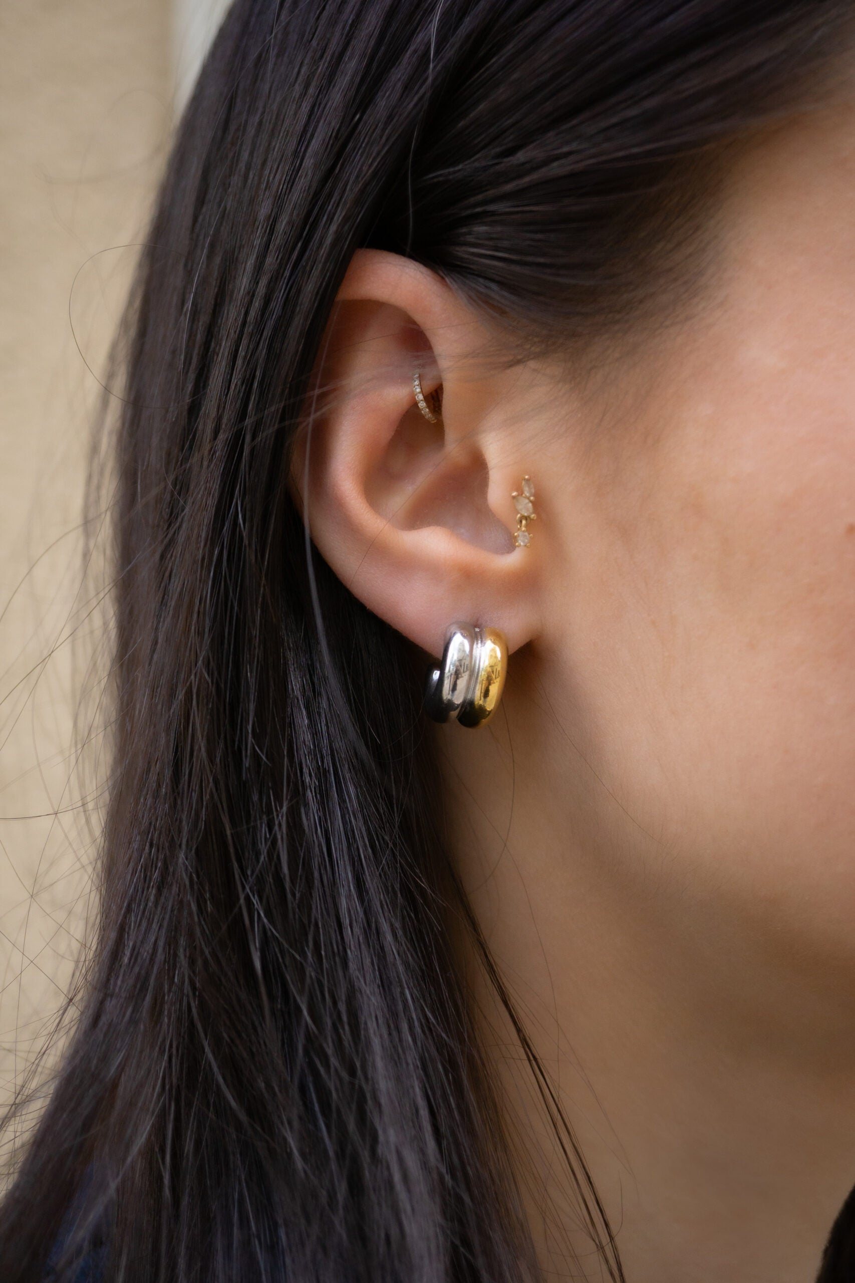 creoles-acier-inoxydable-bicolores-cassandre-n2