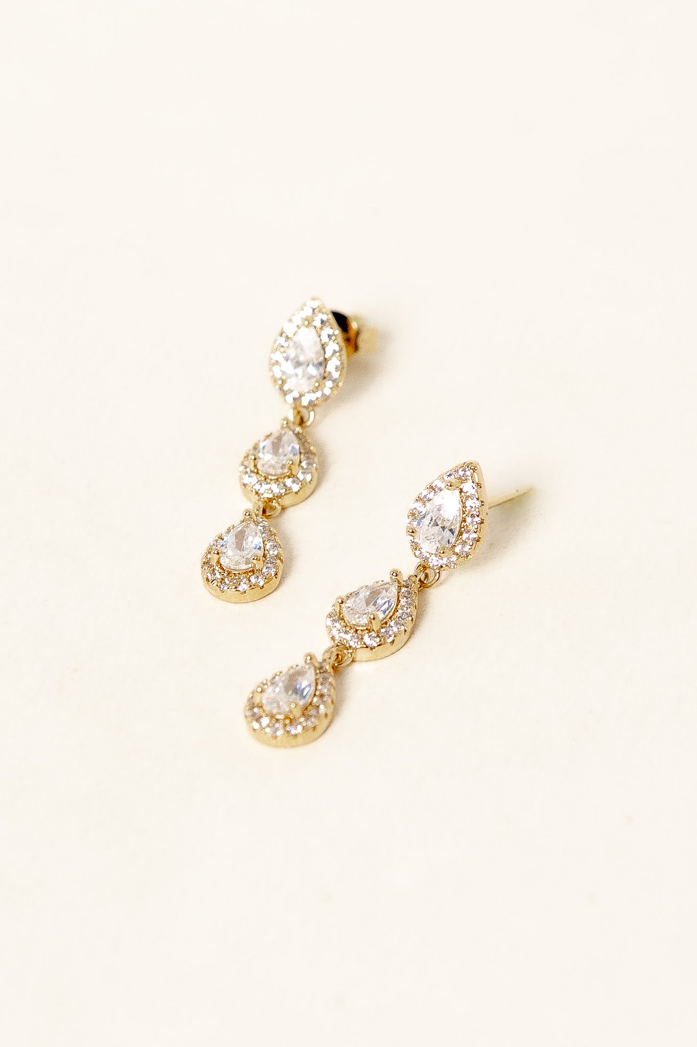 boucles-oreilles-pear-plaque-or