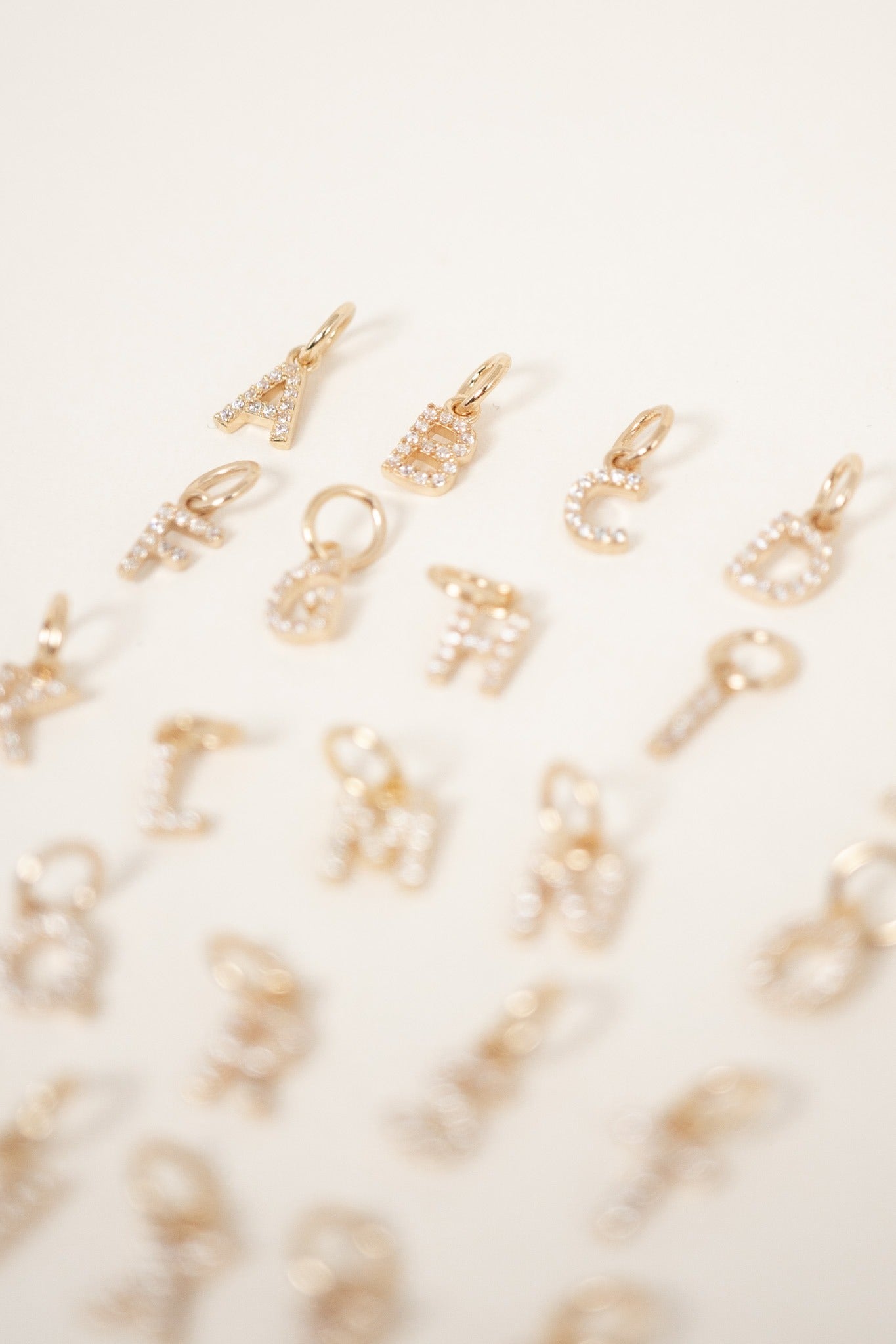 pendentif-alfa-strass-plaque-or