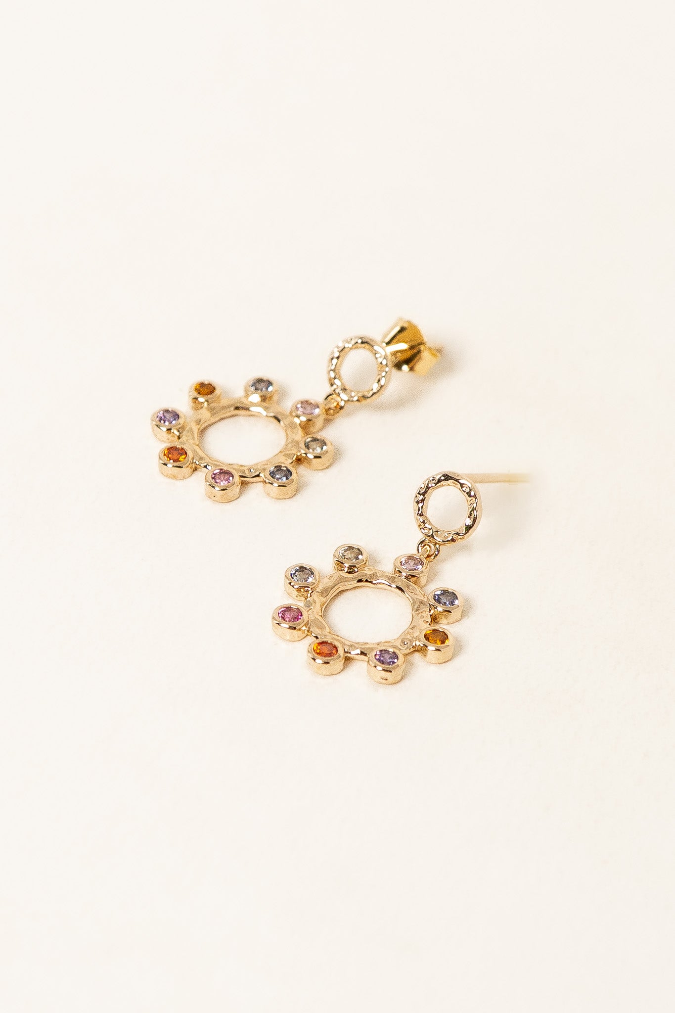 boucles-oreilles-jacinthe-plaque-or