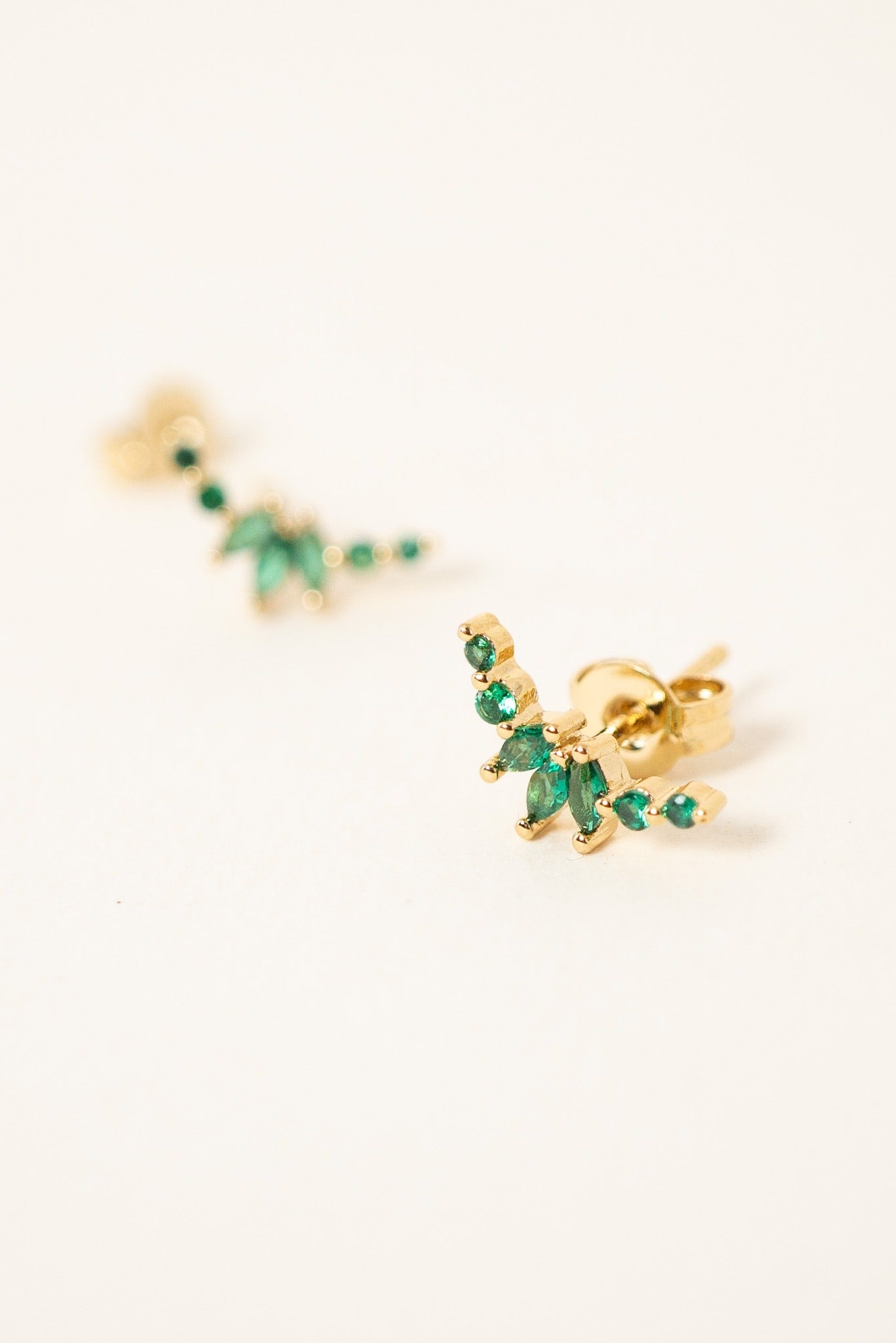 mini-creole-boucle-oreille-plaque-or-strass-figari