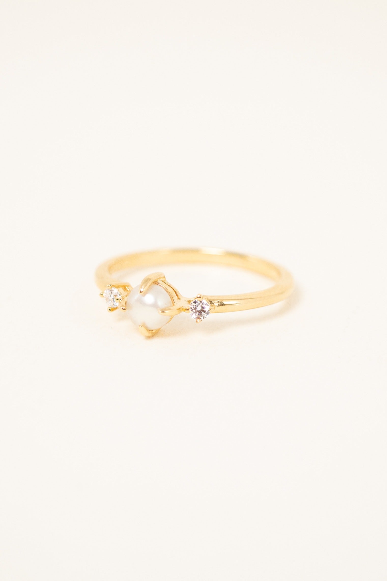 bague-melia-nacre-plaque-or