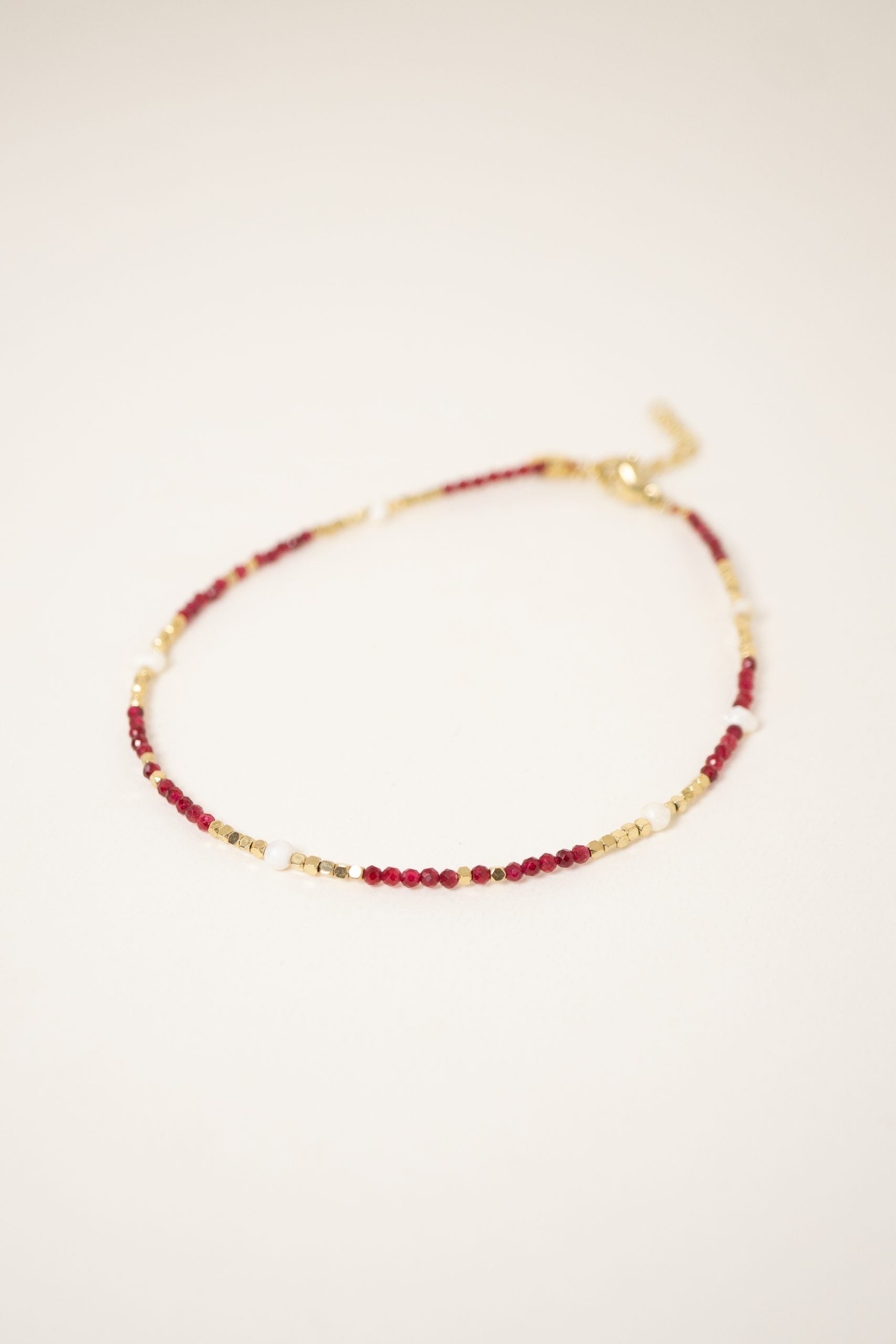 bracelet-cheville-pio-grenat-acier-inoxydable