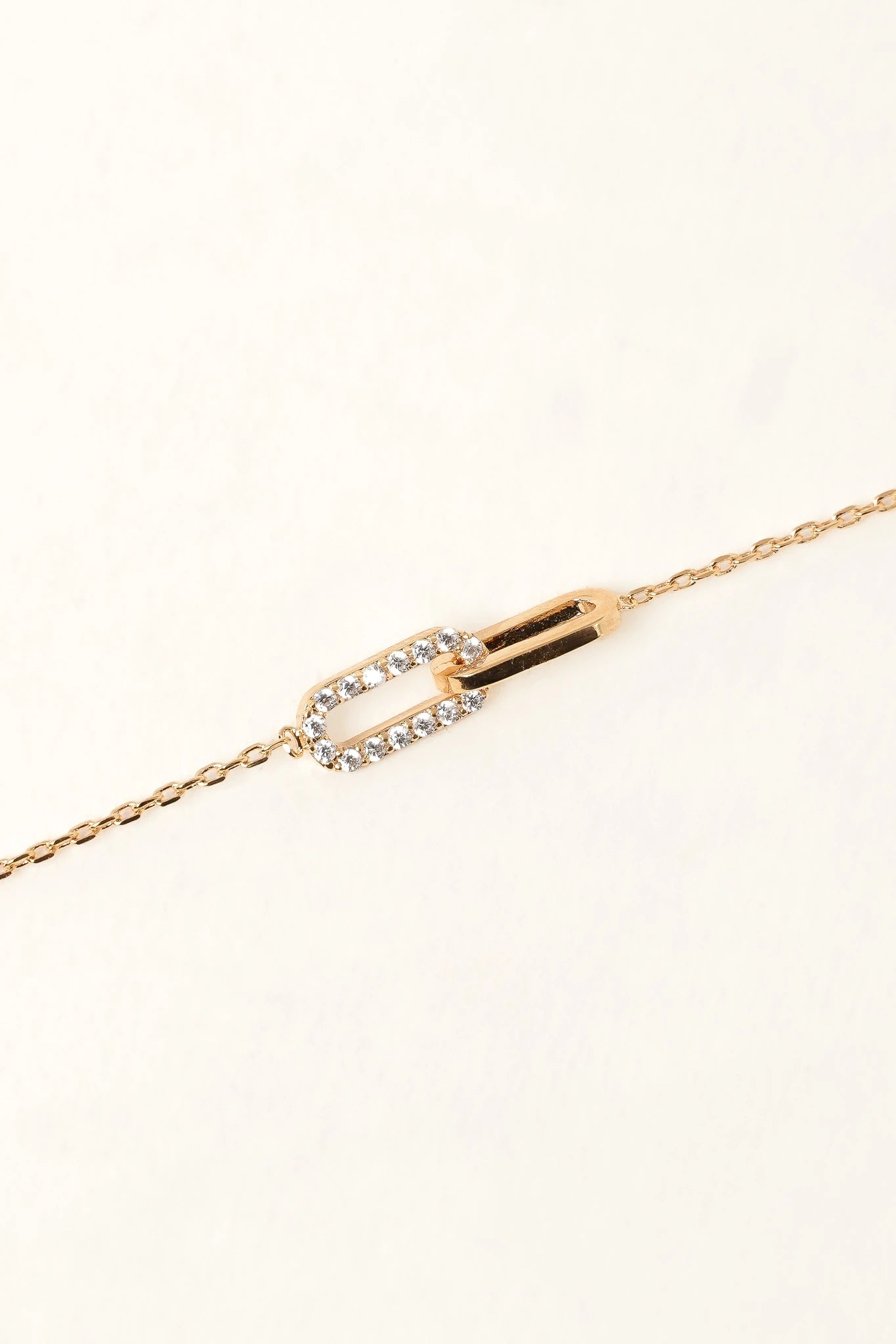 Bracelet Bind
