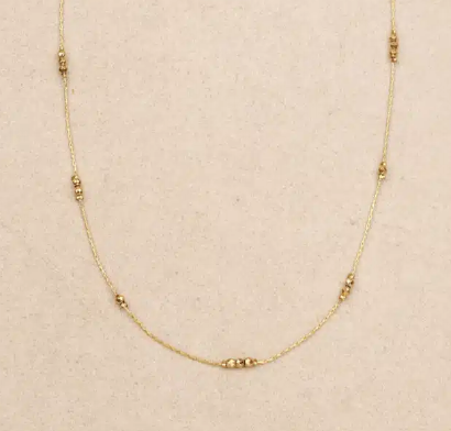 Collier Ary