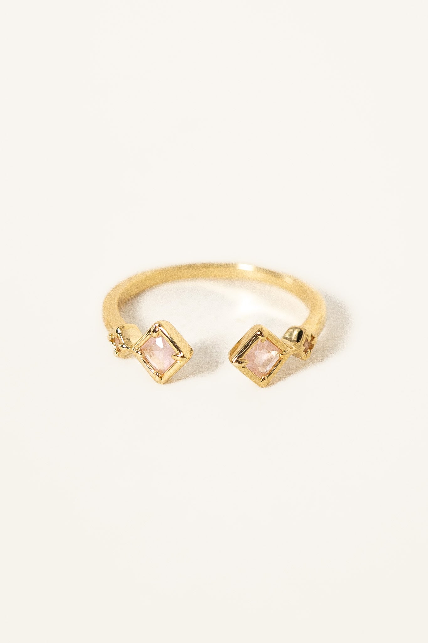 bague-petra-rose-laiteux-plaque-or