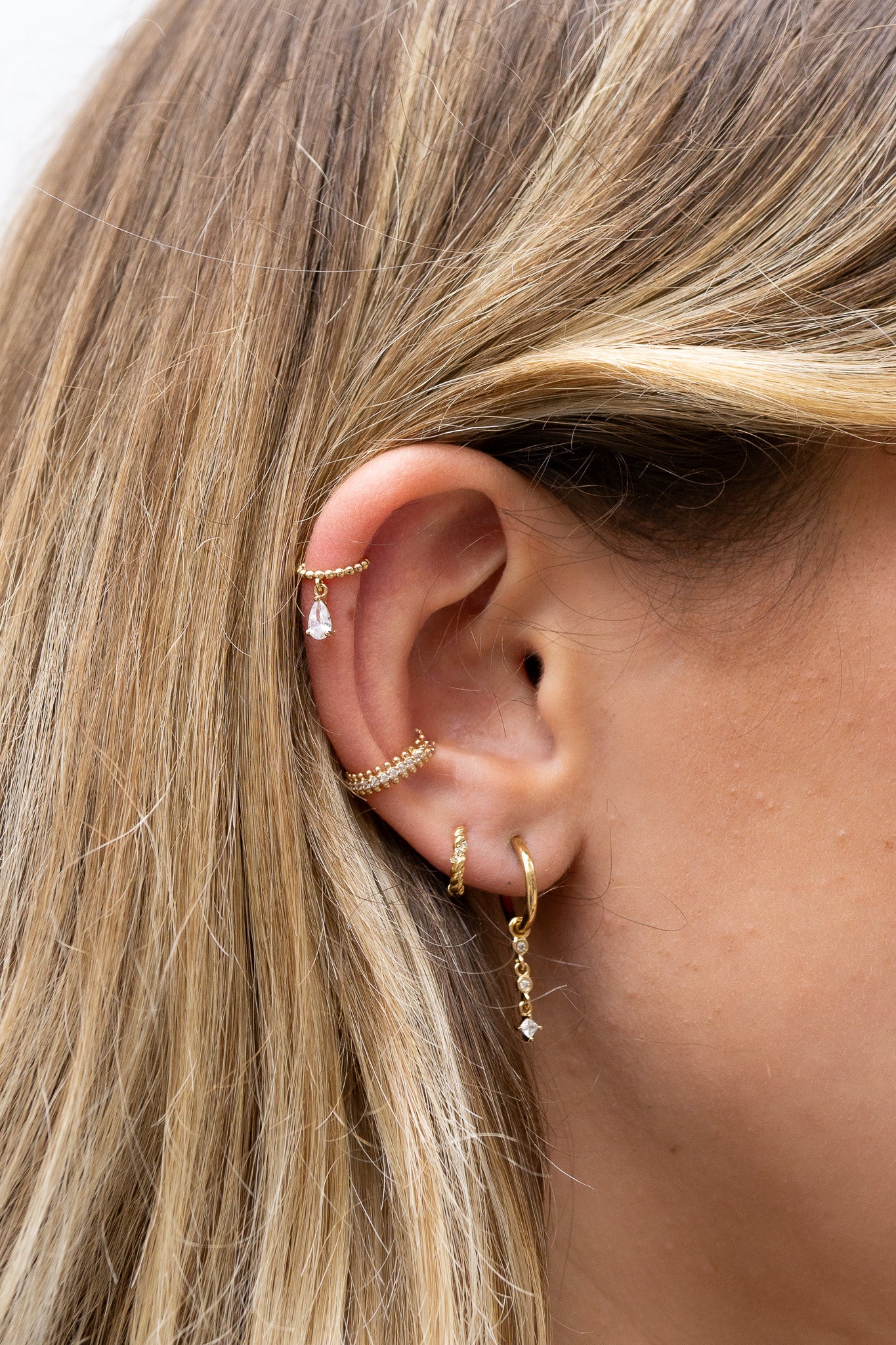 bague-oreille-auria-plaque-or