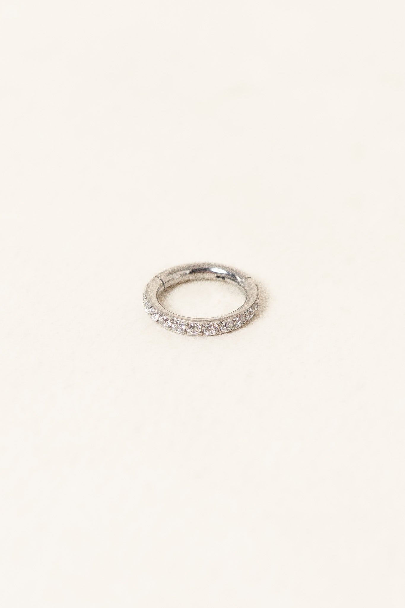 piercing-anneau-strasse-8-acier-inoxydable-argente