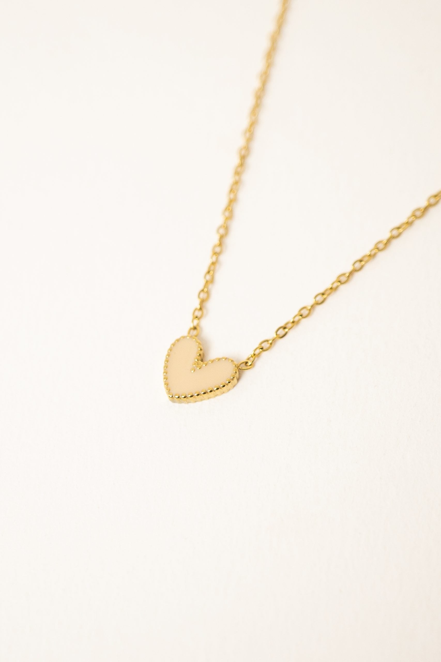 collier-yumi-beige-acier-inoxydable