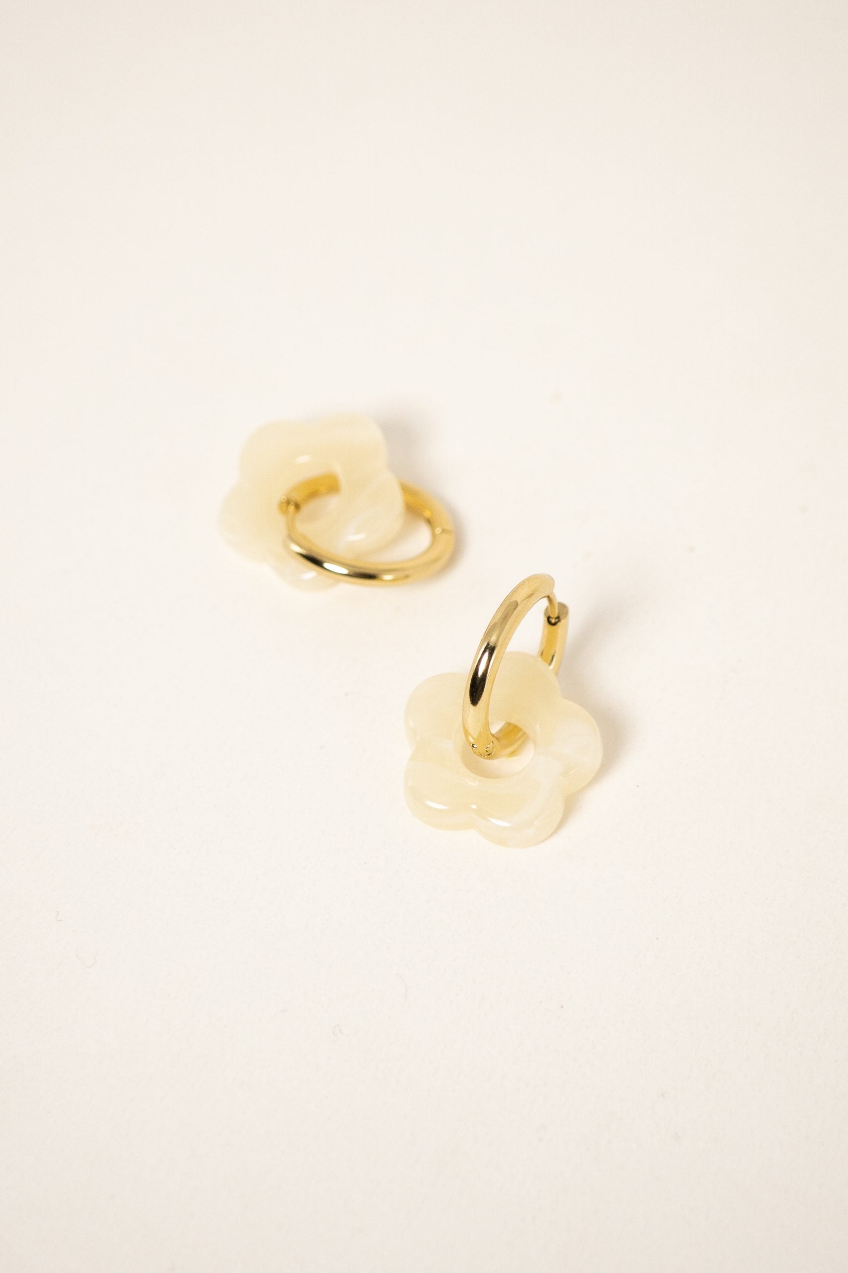 bo-flower-beige-acier-inoxydable