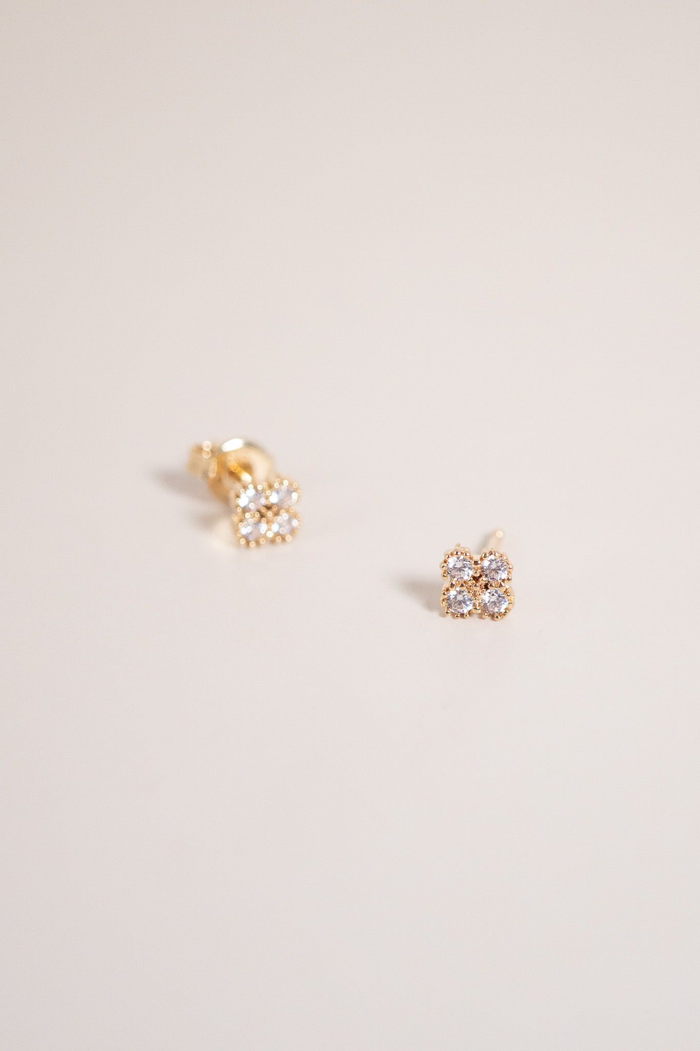 mono-boucle-plaque-or-noor