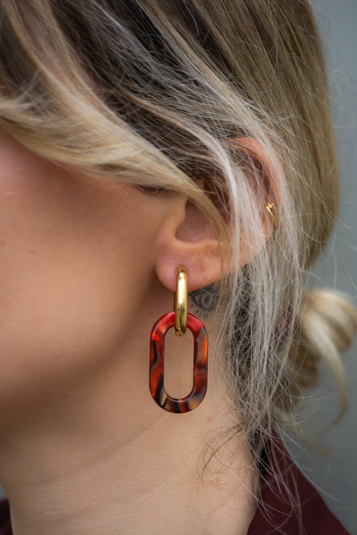 boucles-dorées-acier